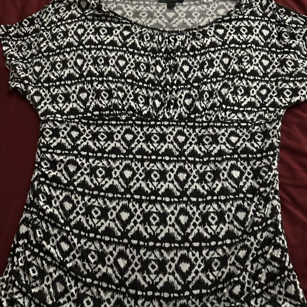 Black and White AB Studio Patterned Women's Top